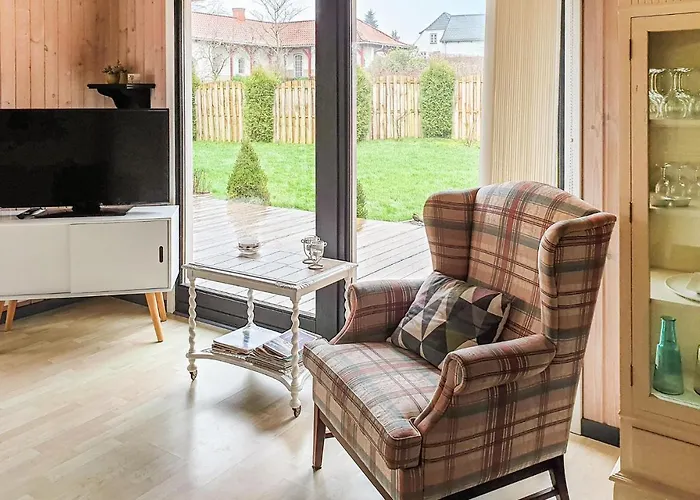 Pet Friendly In With Kitchen * Hejls