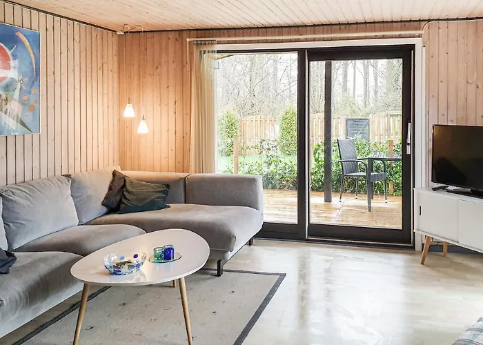 Pet Friendly In With Kitchen Holiday home Hejls